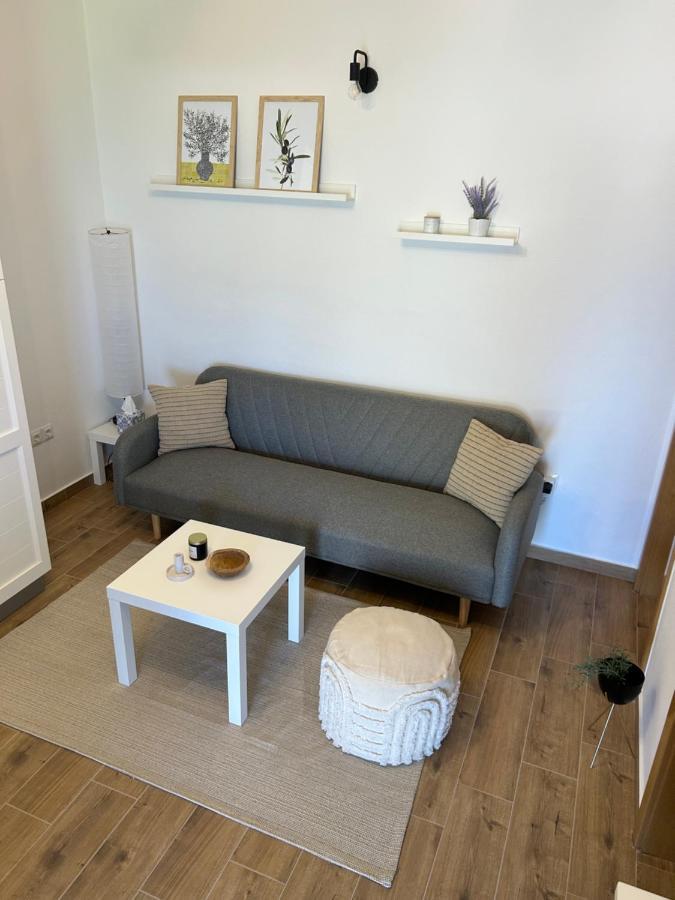Zio Nino Apartment Sutomiscica ภายนอก รูปภาพ